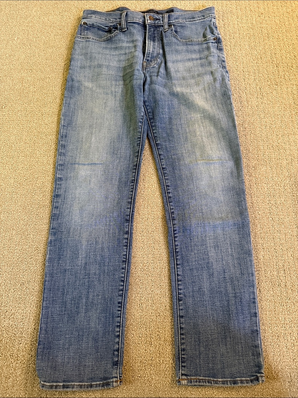 Lucky Brand Men's Straight Jeans in Faded Blue